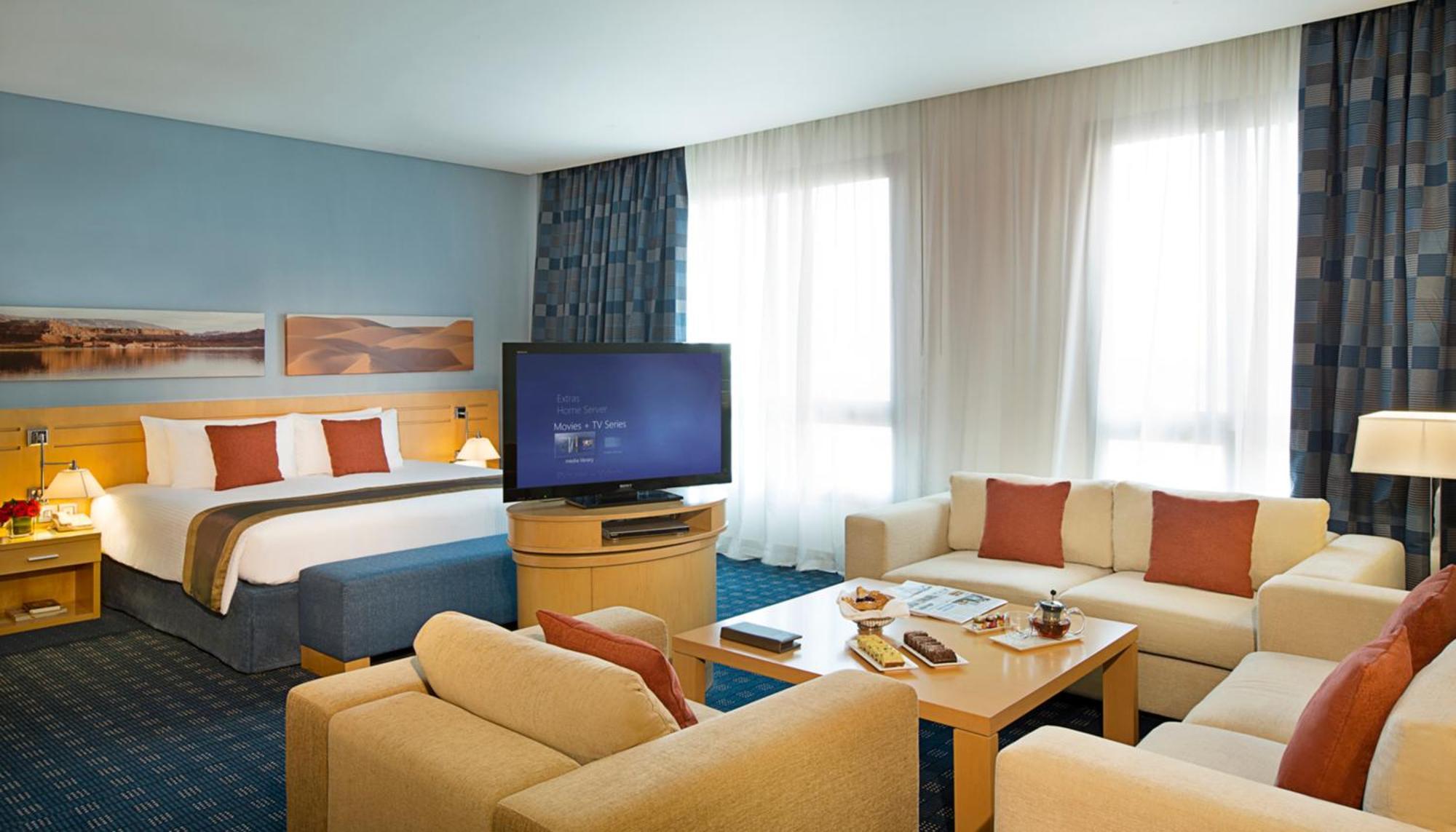 City Seasons Hotel & Suites Muscat Exterior photo