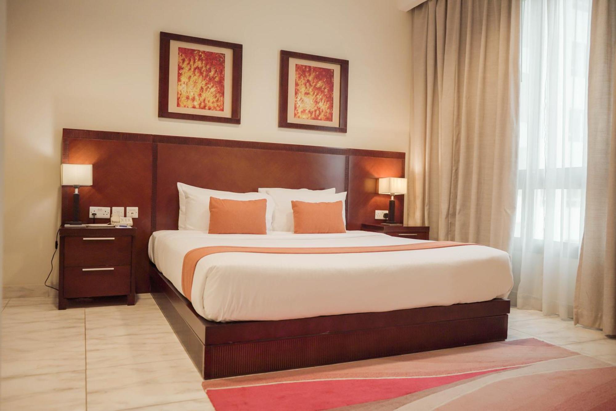 City Seasons Hotel & Suites Muscat Room photo